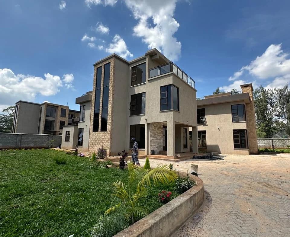 4 Bedroom Maisonette, Runda